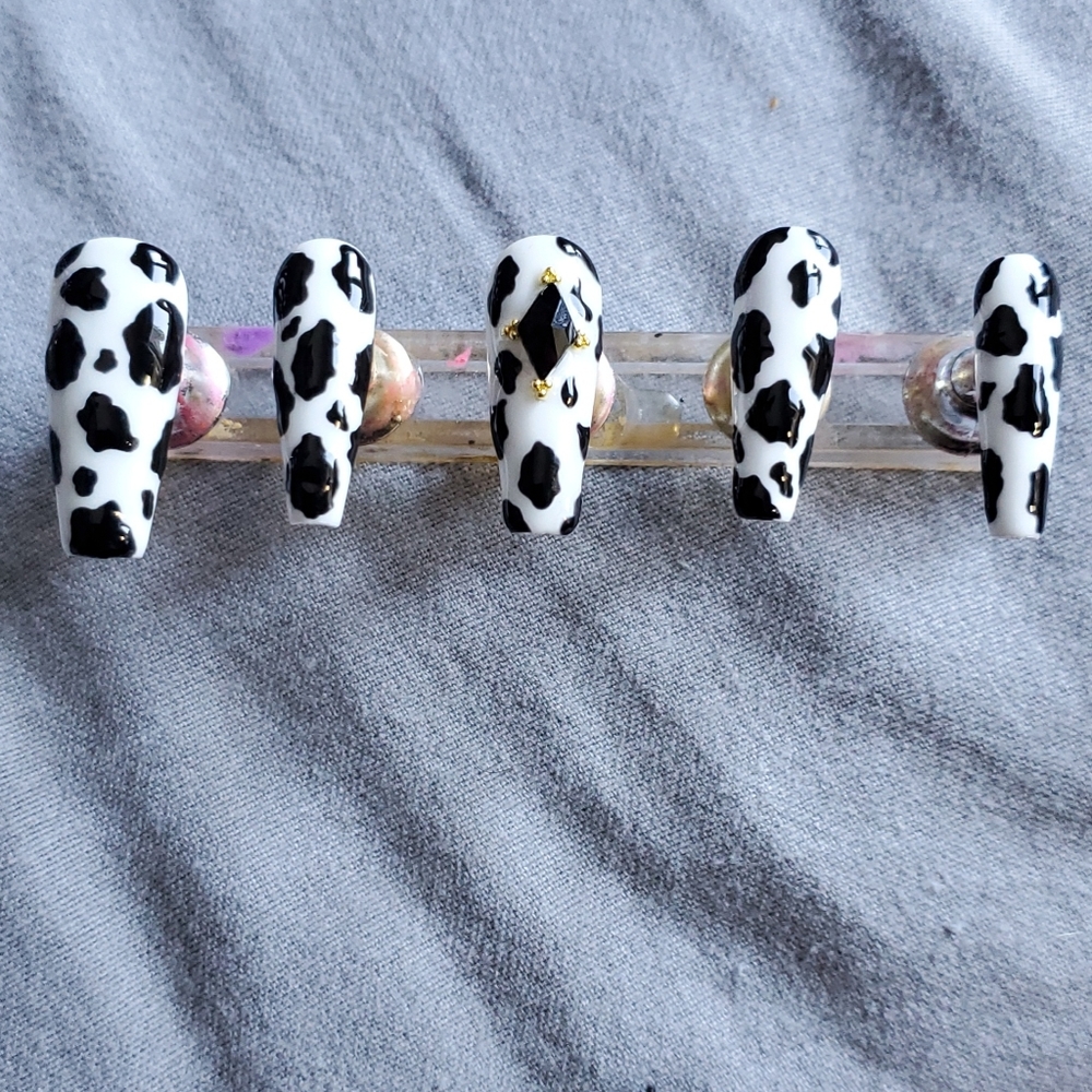 Cow print press on nails